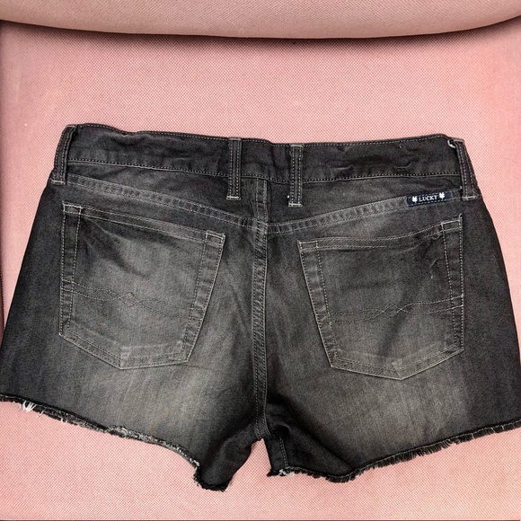 Boardwalk short - Picture 2 of 4